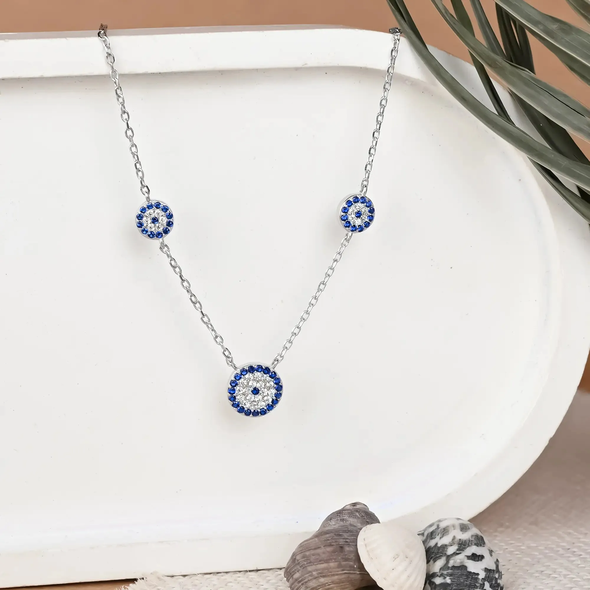 Circlular Blue Floral Necklace