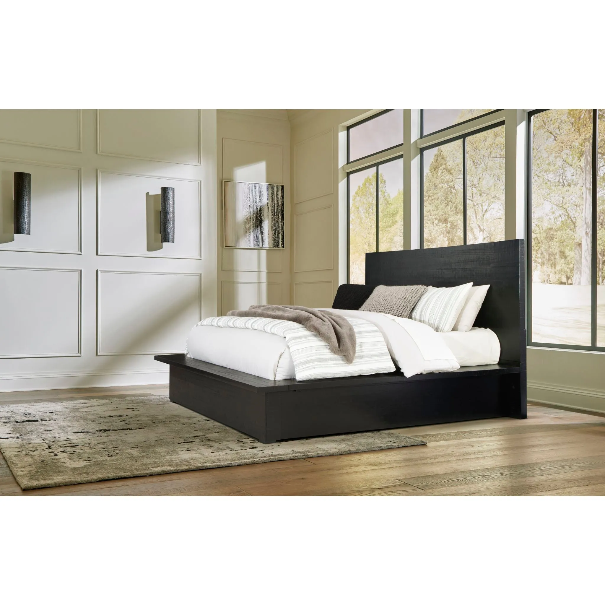 Londer-Exclusive Panel Bed - Black