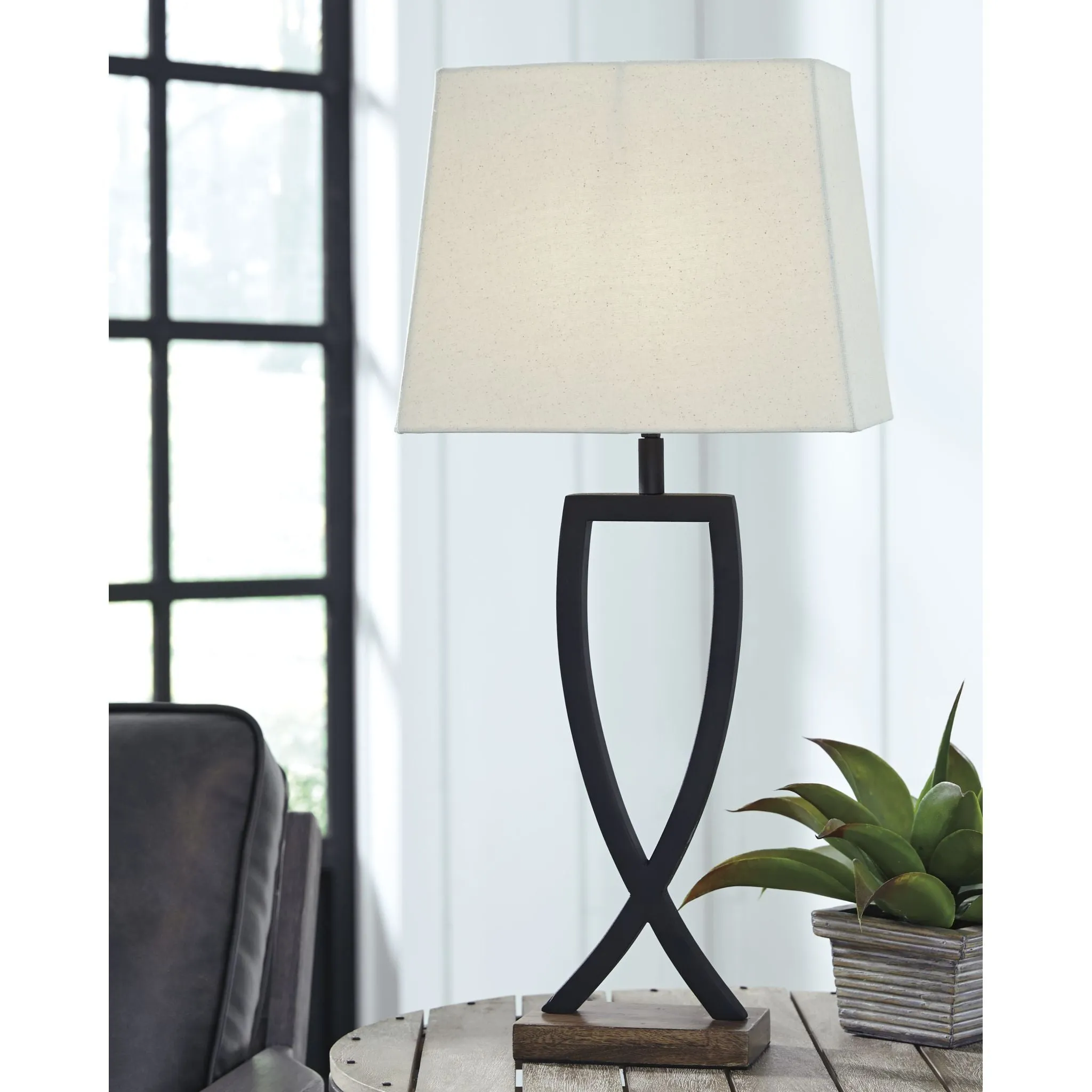 Makara Table Lamp (Pair)